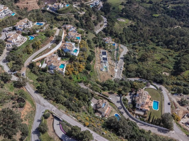  Perceel in Benahavís