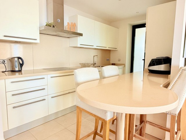 Penthouse in Altos de los Monteros