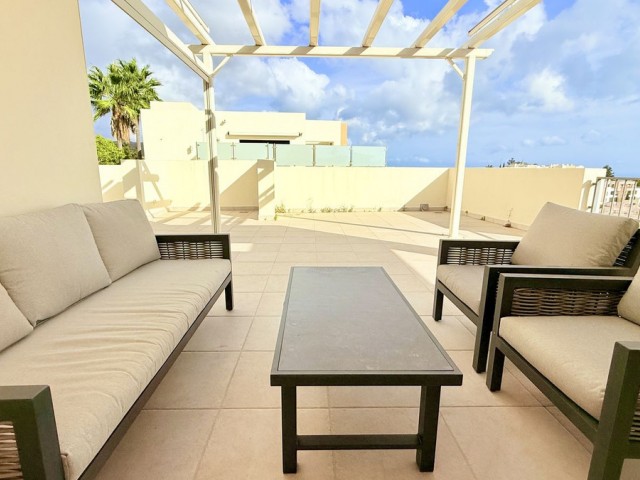 Penthouse in Altos de los Monteros