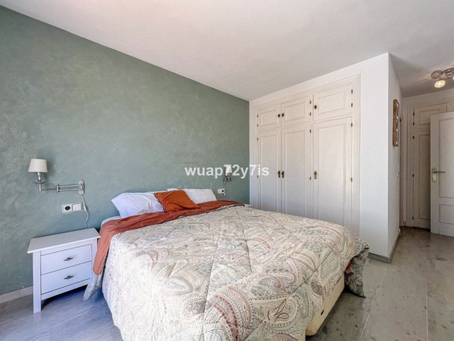 6 Bedrooms Townhouse in El Paraiso