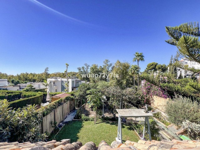 6 Bedrooms Townhouse in El Paraiso