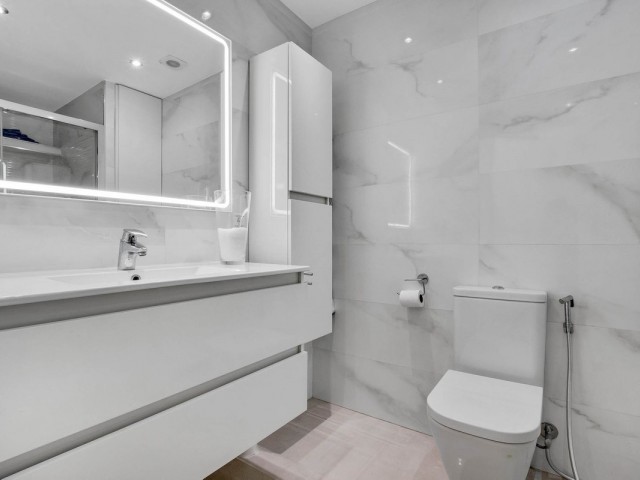 2 Bedrooms Apartment in Torremolinos