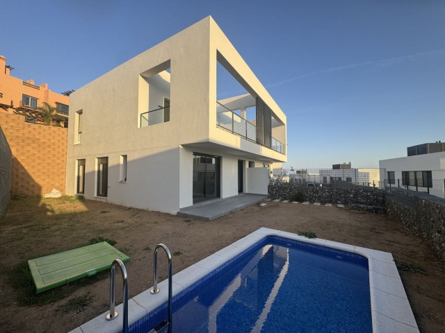 Rijtjeshuis Riviera del Sol - R5206303