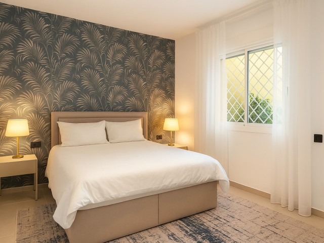 4 Bedrooms Apartment in Nueva Andalucía