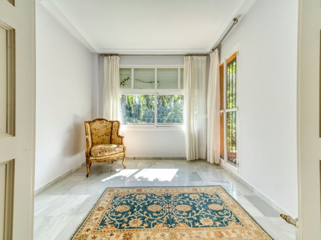 6 Soveroms Villa i Nueva Andalucía