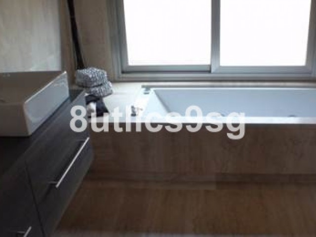 2 Bedrooms Townhouse in Manilva