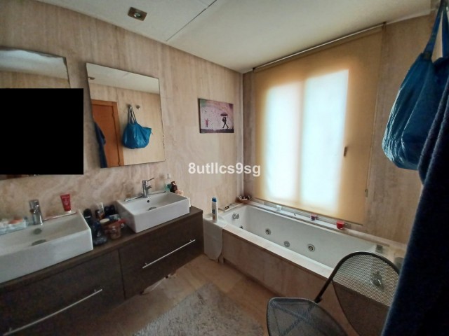 2 Bedrooms Townhouse in Manilva