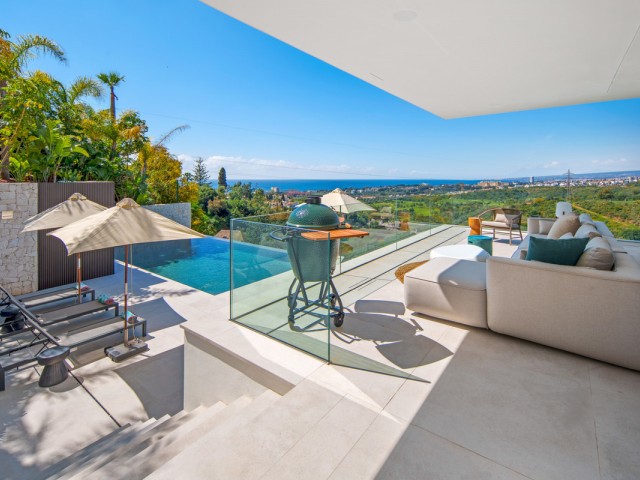 Villa con 4 Dormitorios  en El Rosario