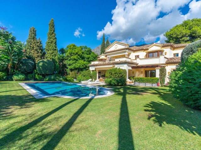 Huvila, Sierra Blanca, R5204737