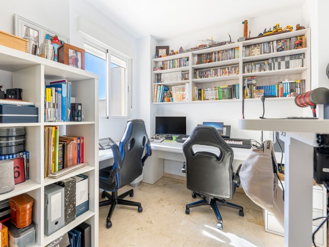 4 Schlafzimmer Apartment in Torremolinos