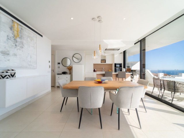 Apartamento con 3 Dormitorios  en Fuengirola