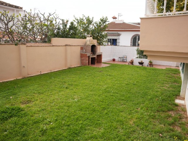 5 Soveroms Villa i Arroyo de la Miel