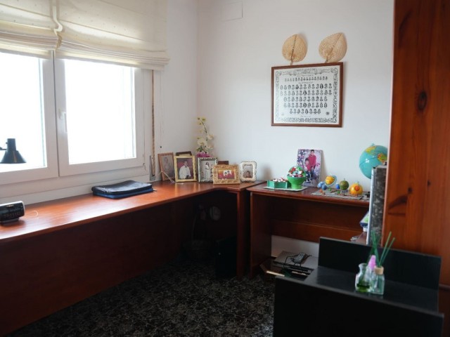 Villa con 5 Dormitorios  en Arroyo de la Miel