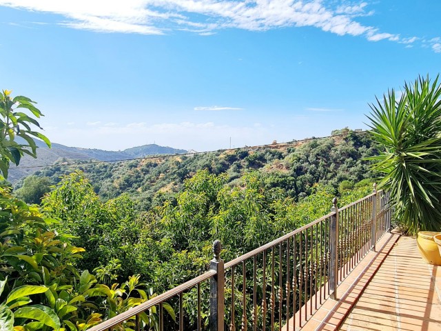 4 Slaapkamer Villa in Ojén