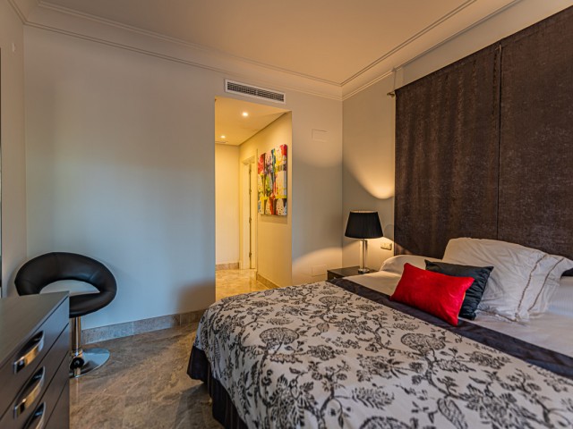 3 Bedrooms Apartment in Nueva Andalucía