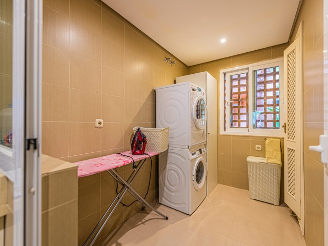 3 Bedrooms Apartment in Nueva Andalucía