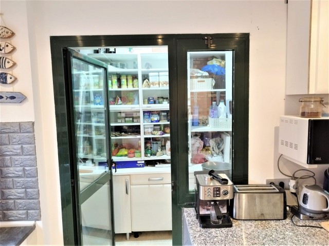 Appartement avec 3 Chambres  à Calahonda