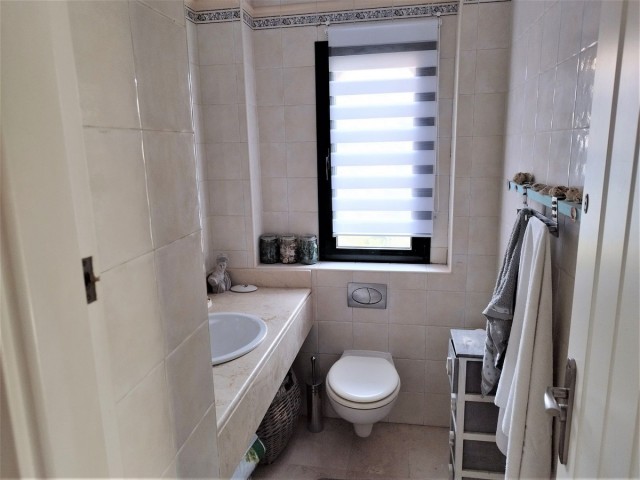 Appartement avec 3 Chambres  à Calahonda