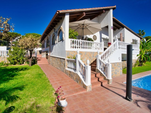 4 Slaapkamer Villa in Torrenueva