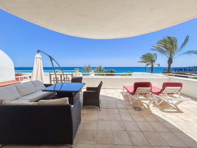 2 Bedrooms Apartment in Estepona