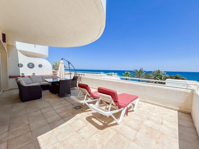 2 Bedrooms Apartment in Estepona