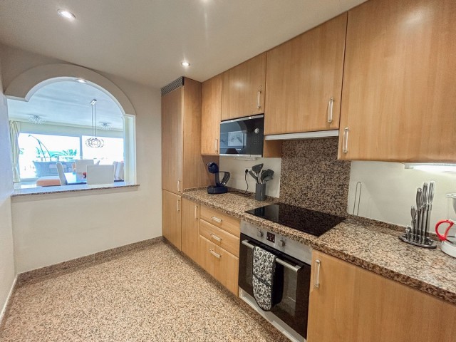 2 Bedrooms Apartment in Estepona