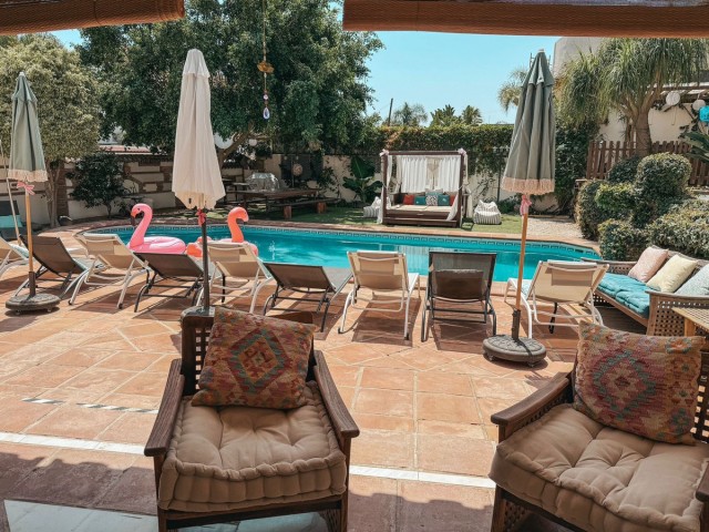 5 Bedrooms Villa in Nueva Andalucía