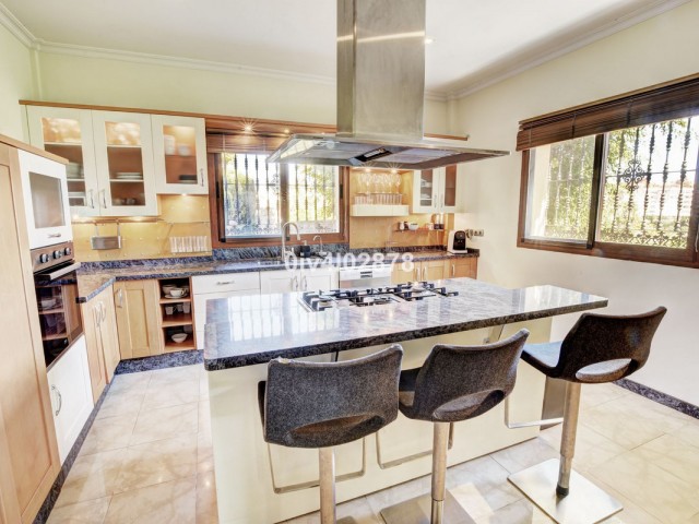 6 Makuuhuoneen Huvila Benalmadena Costa