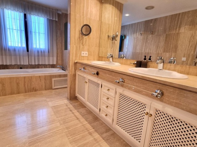 Villa avec 7 Chambres  à El Rosario