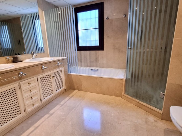 Villa avec 7 Chambres  à El Rosario