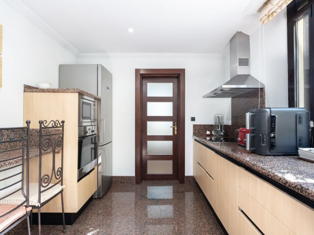 2 Soveroms Leilighet i Puerto Banús