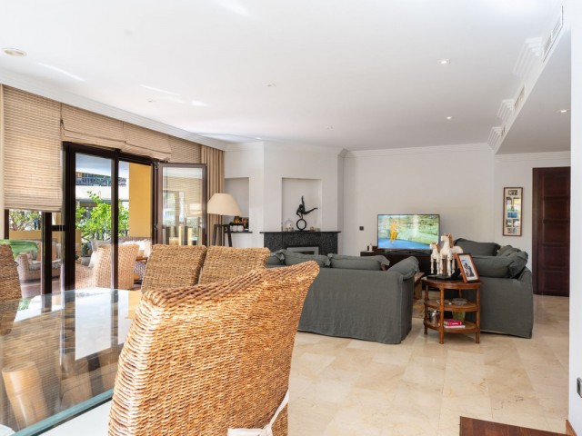 2 Soveroms Leilighet i Puerto Banús