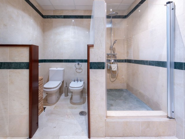 2 Soveroms Leilighet i Puerto Banús