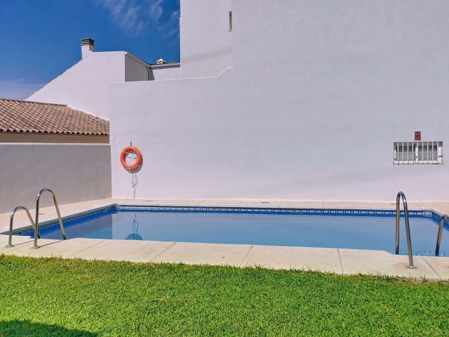 Maison mitoyenne avec 3 Chambres  à Fuengirola