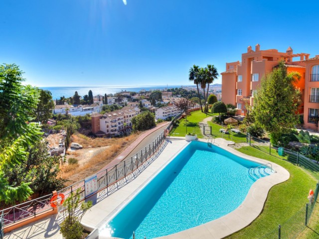 Penthouse avec 2 Chambres  à Torreblanca