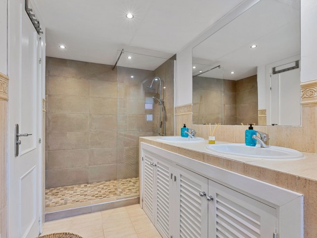 Penthouse avec 2 Chambres  à Torreblanca