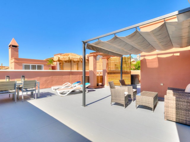 Penthouse avec 2 Chambres  à Torreblanca