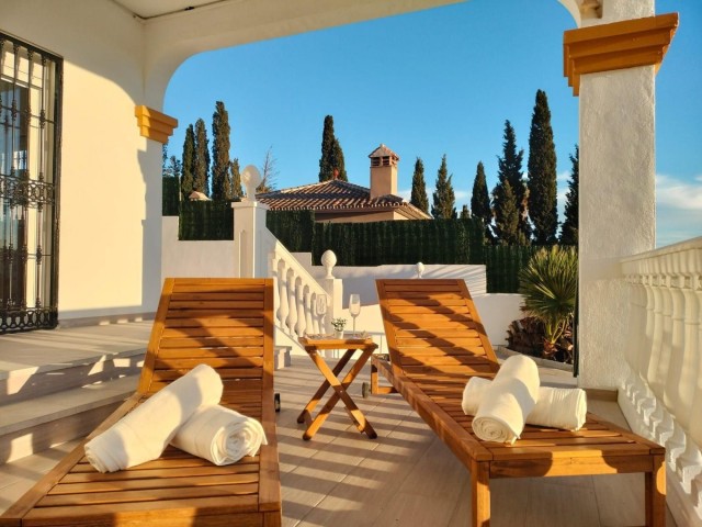 Villa avec 7 Chambres  à Benalmadena