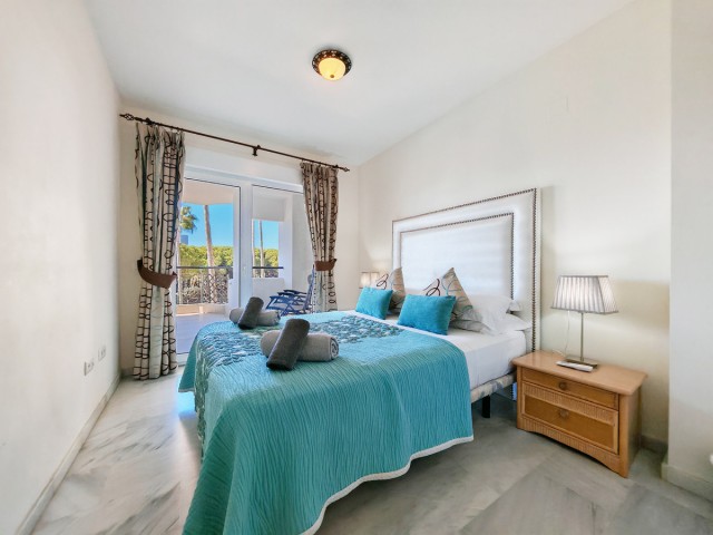 2 Bedrooms Apartment in Calahonda