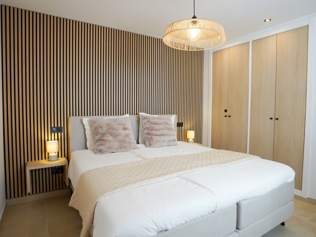 2 Bedrooms Apartment in Nueva Andalucía