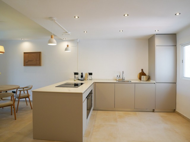 2 Bedrooms Apartment in Nueva Andalucía