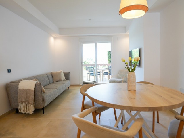 2 Bedrooms Apartment in Nueva Andalucía