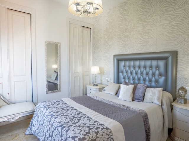 3 Sovrums Lägenhet i Estepona