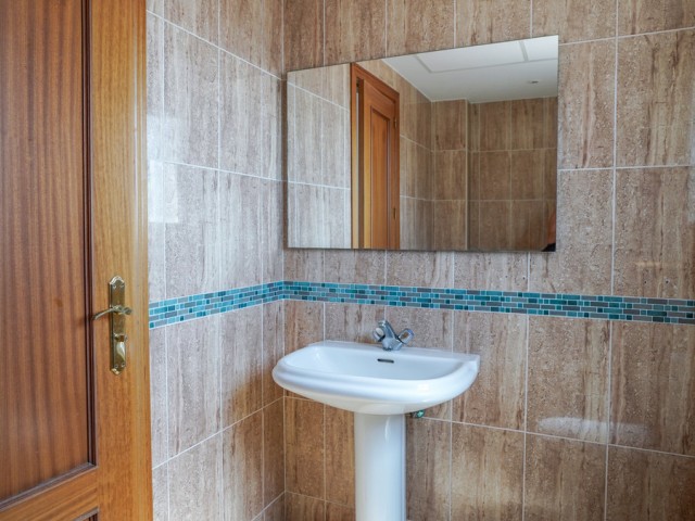 3 Sovrums Lägenhet i Estepona