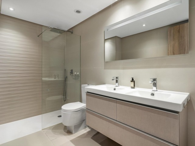 3 Soveroms Leilighet i Benahavís