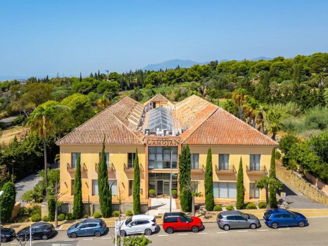 Commercieel, Marbella