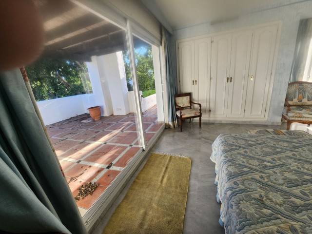 Appartement avec 3 Chambres  à Guadalmina Baja