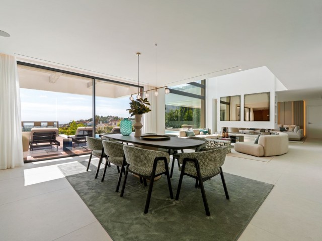 6 Sovrums Villa i La Quinta