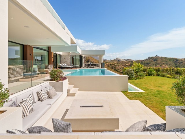 6 Sovrums Villa i La Quinta