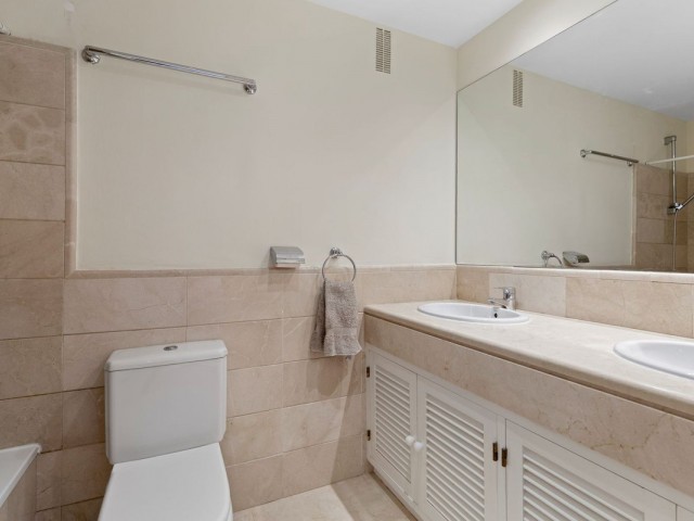 3 Soveroms Leilighet i Benahavís